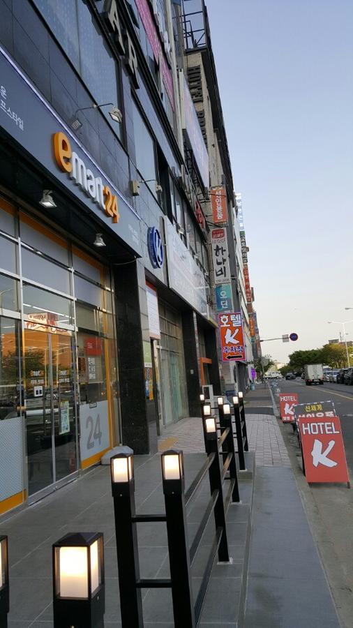 Gimhae Business Hotel K Экстерьер фото