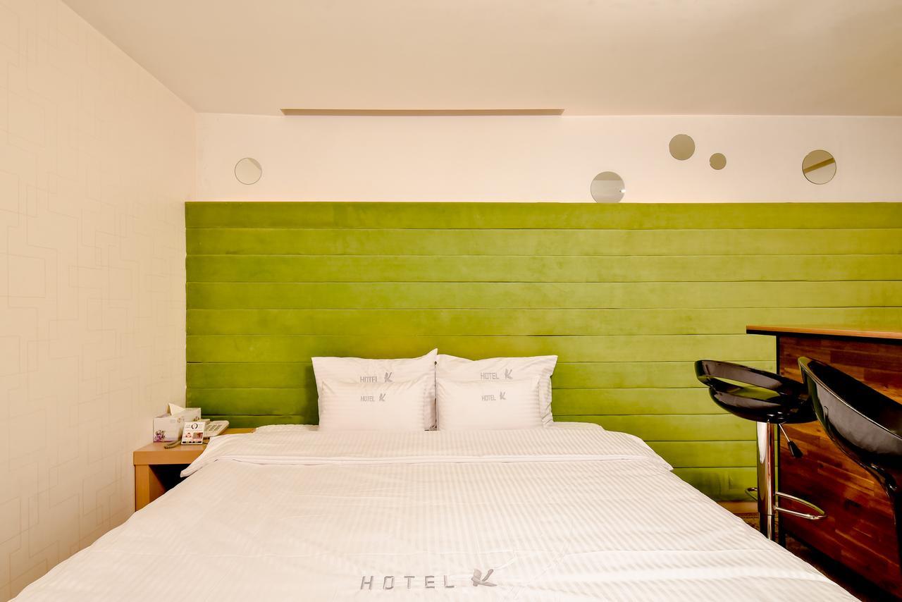 Gimhae Business Hotel K Экстерьер фото