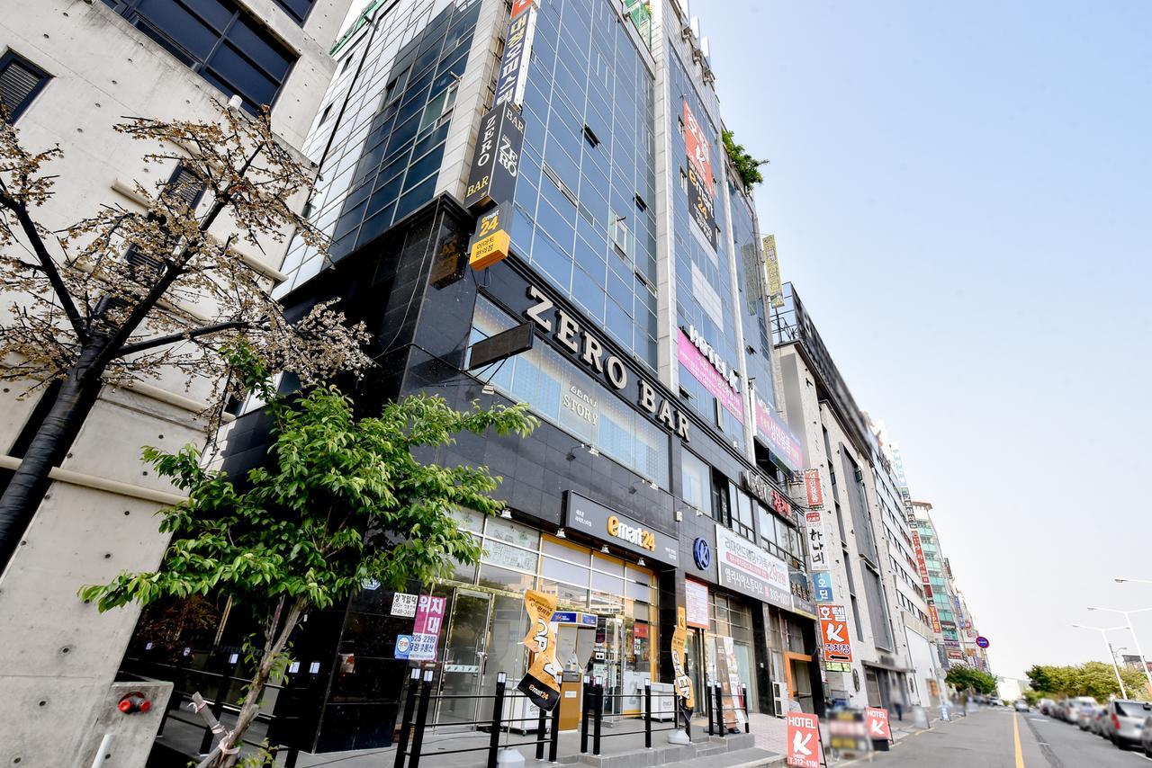 Gimhae Business Hotel K Экстерьер фото